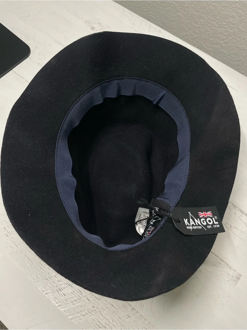 Kangol classic kross